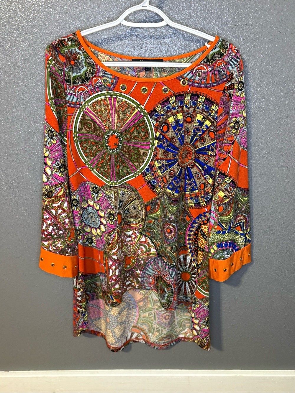 Caleooa Colorful Patterned Long Sleeve Top size LG (SKU 170)